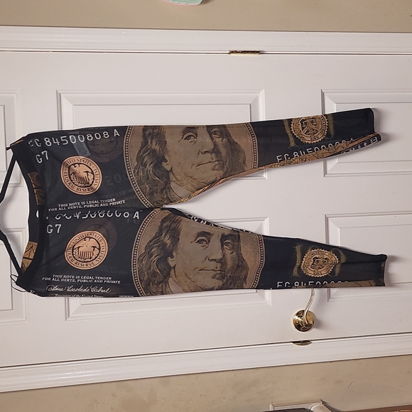 "Money Note" Lounge Set - Picture 3 of 3